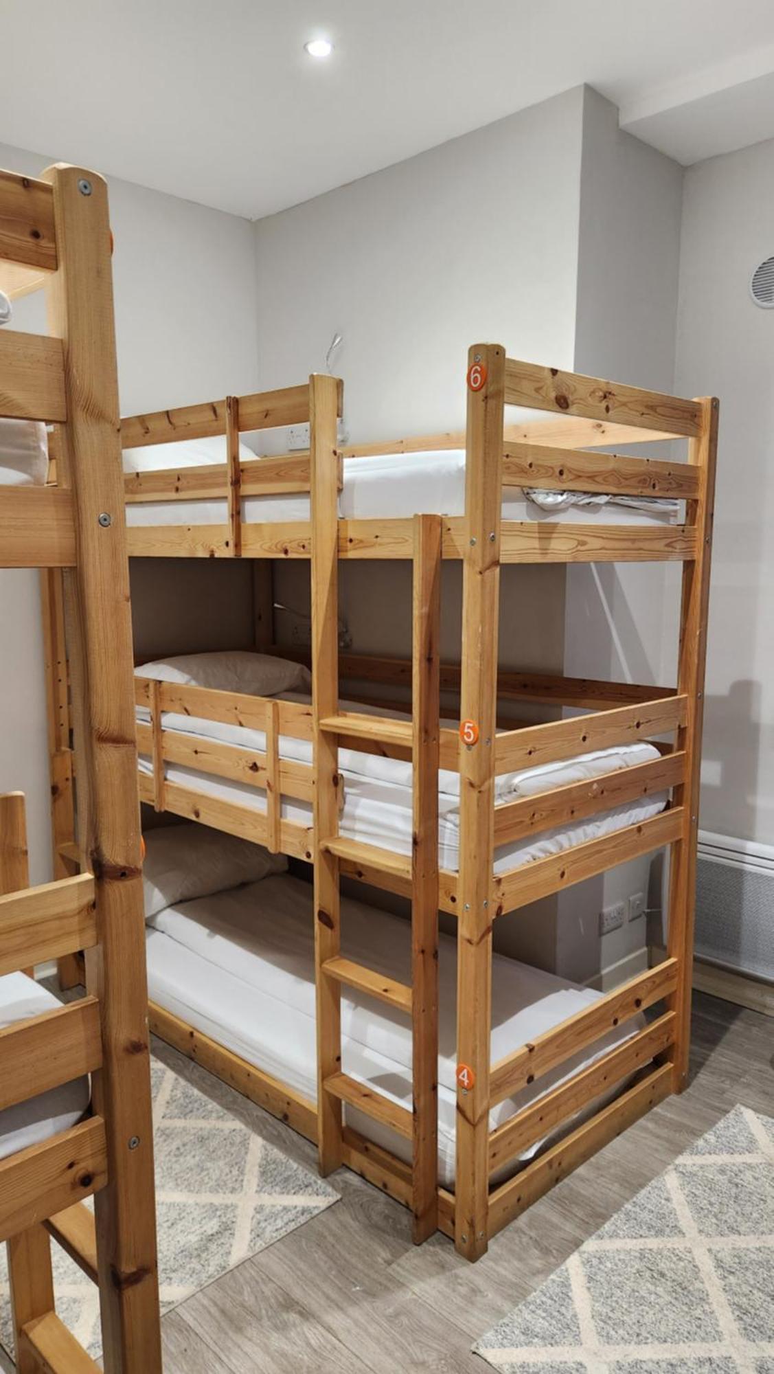 Matrix Hostel Edinburgh Ngoại thất bức ảnh